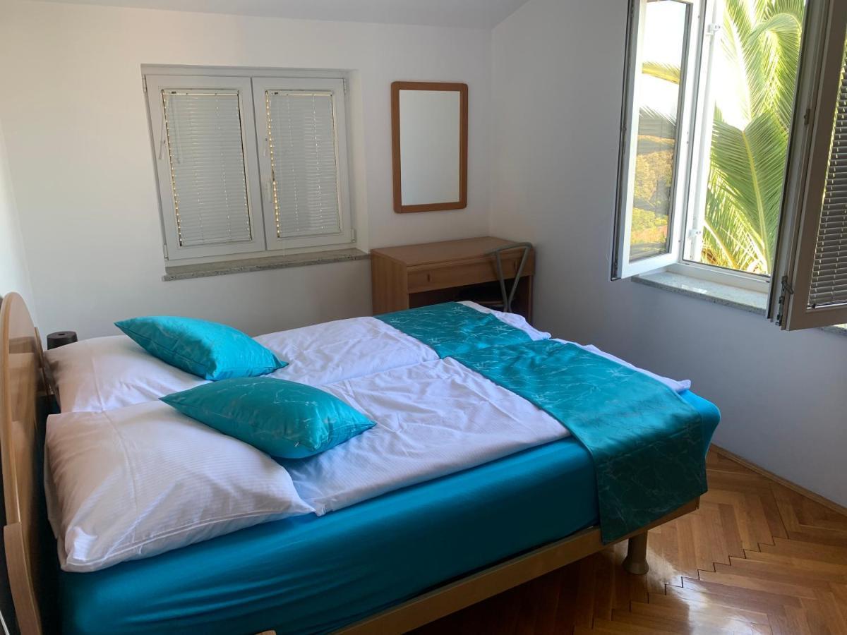Apartmani Auer Pjescana Uvala Esterno foto