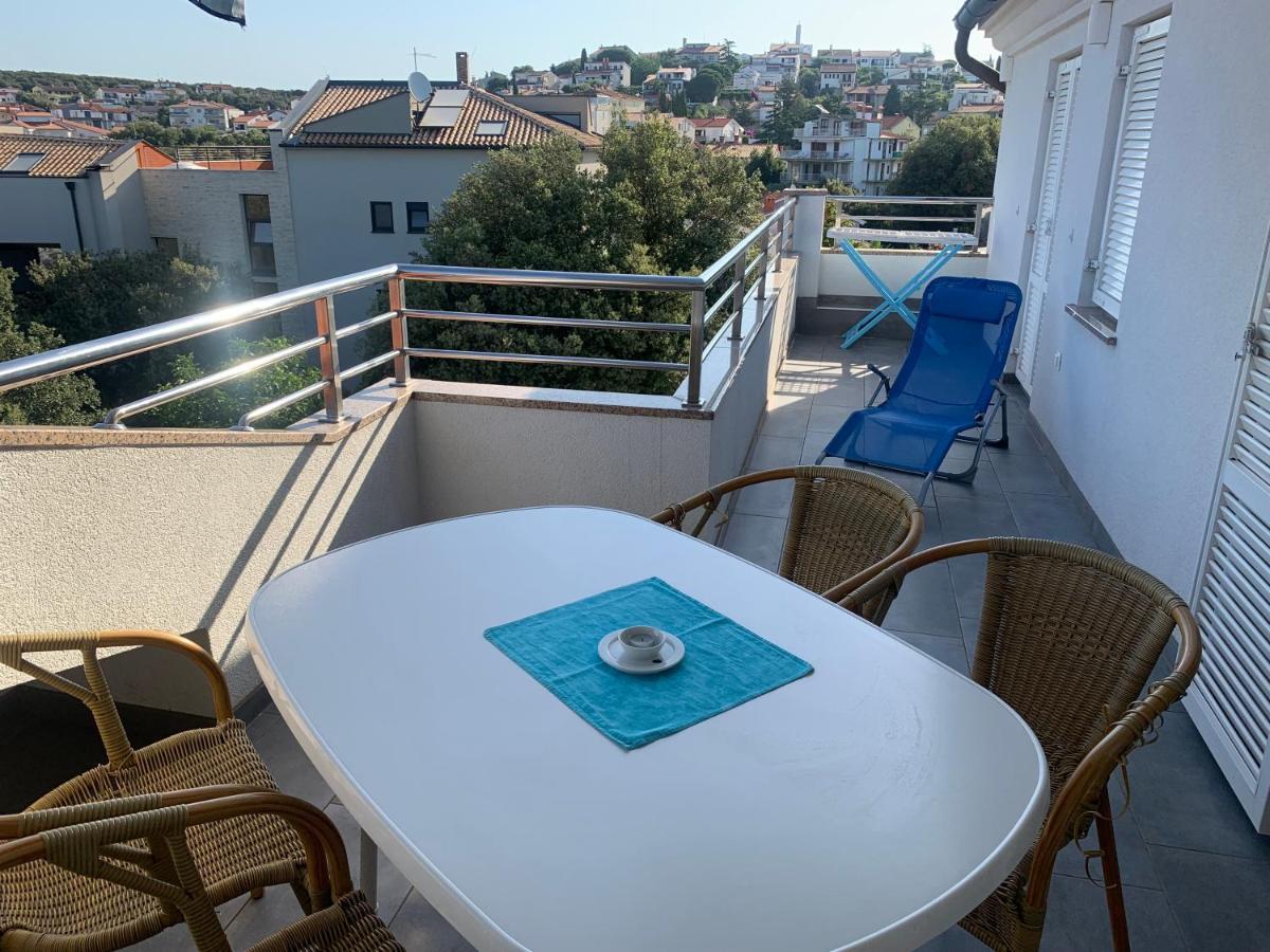 Apartmani Auer Pjescana Uvala Esterno foto
