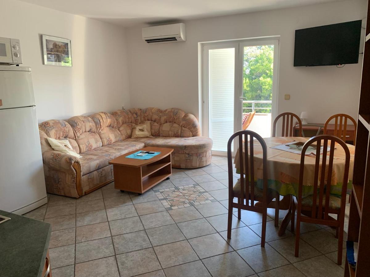 Apartmani Auer Pjescana Uvala Esterno foto