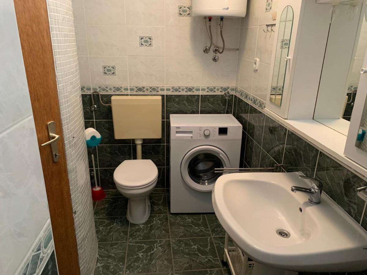 Apartmani Auer Pjescana Uvala Esterno foto