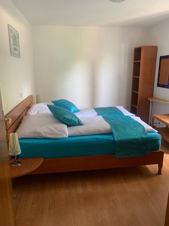 Apartmani Auer Pjescana Uvala Esterno foto