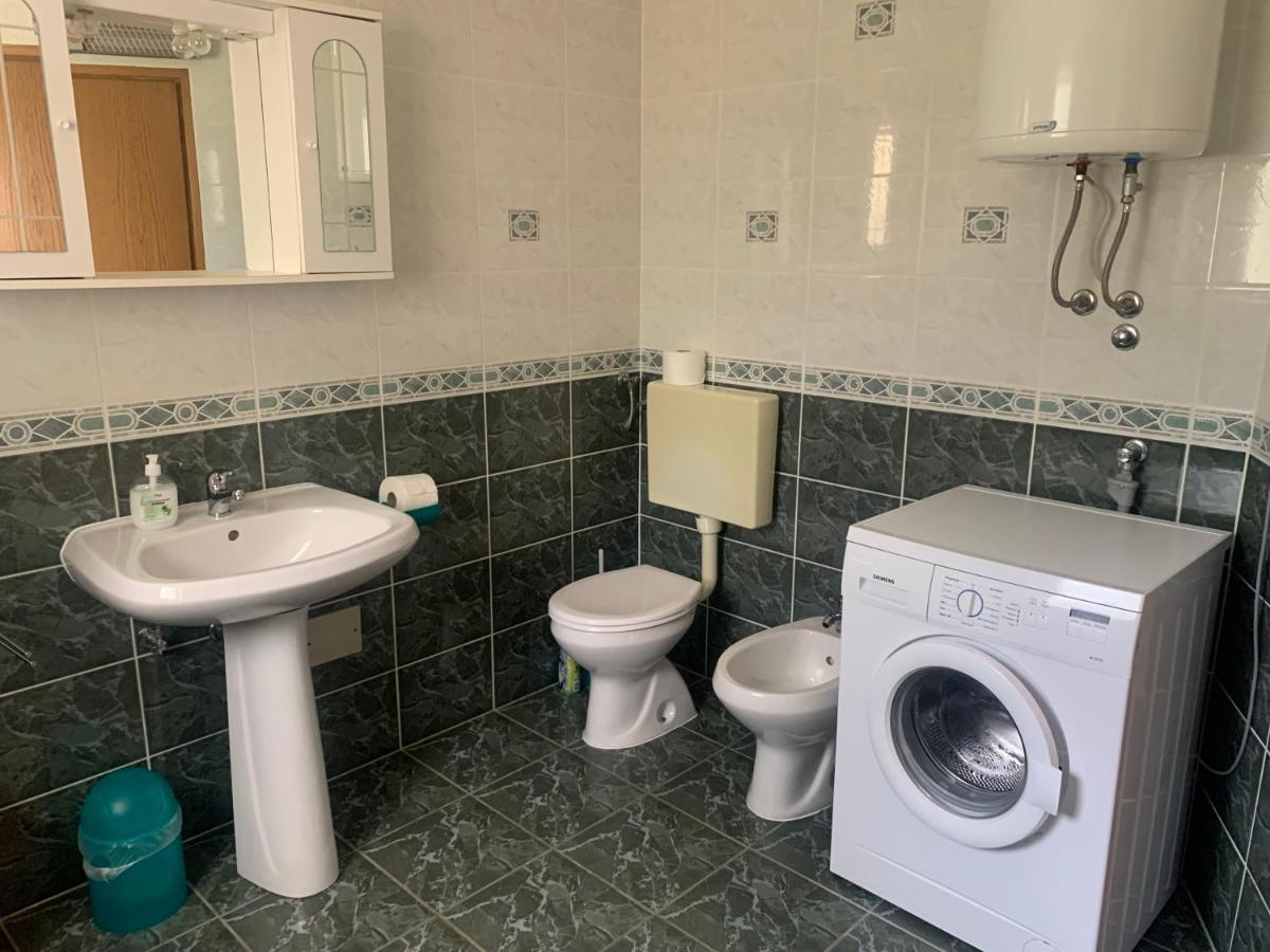 Apartmani Auer Pjescana Uvala Esterno foto