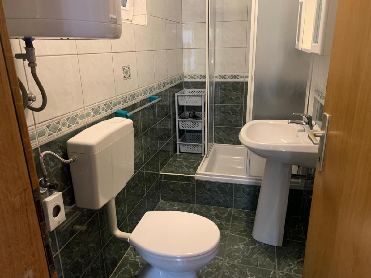 Apartmani Auer Pjescana Uvala Esterno foto