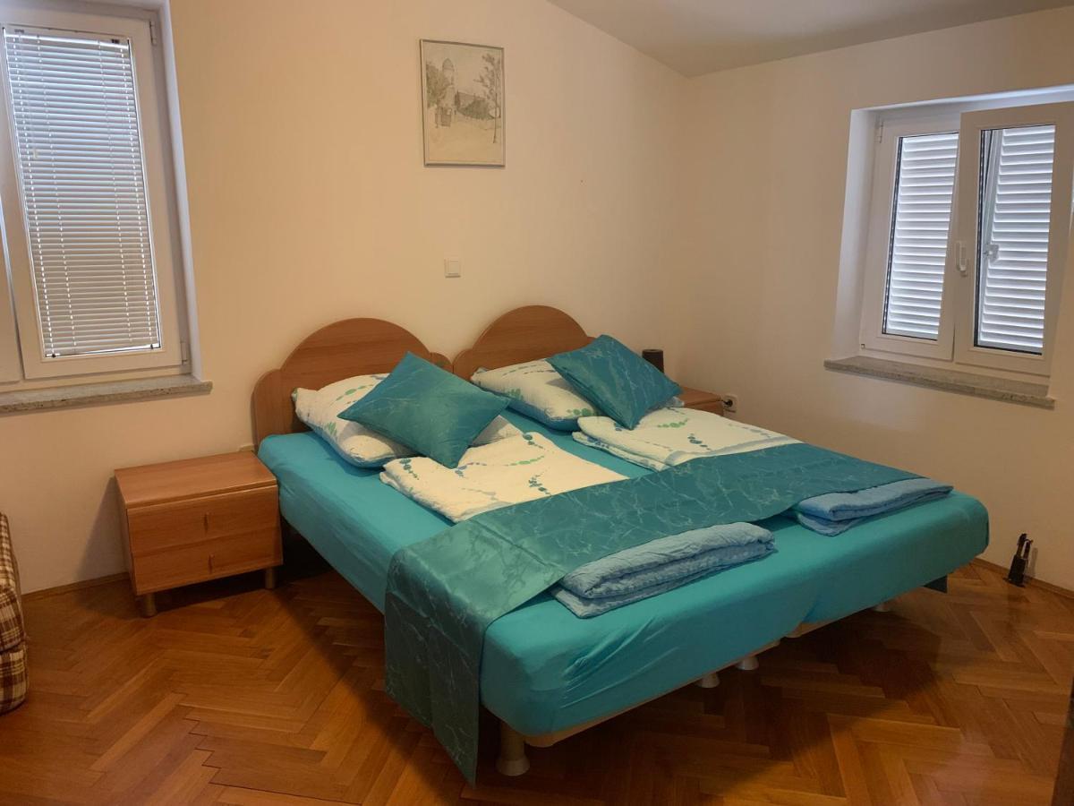 Apartmani Auer Pjescana Uvala Esterno foto