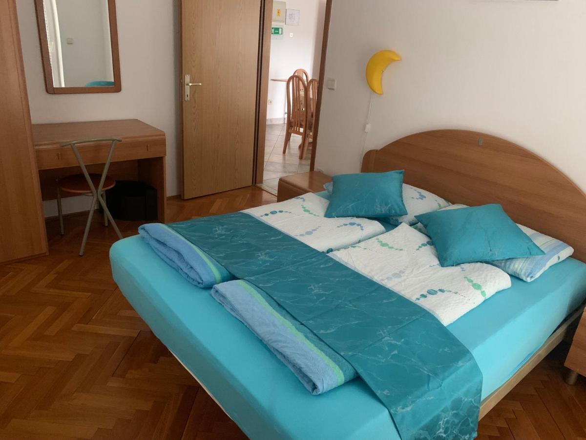 Apartmani Auer Pjescana Uvala Esterno foto