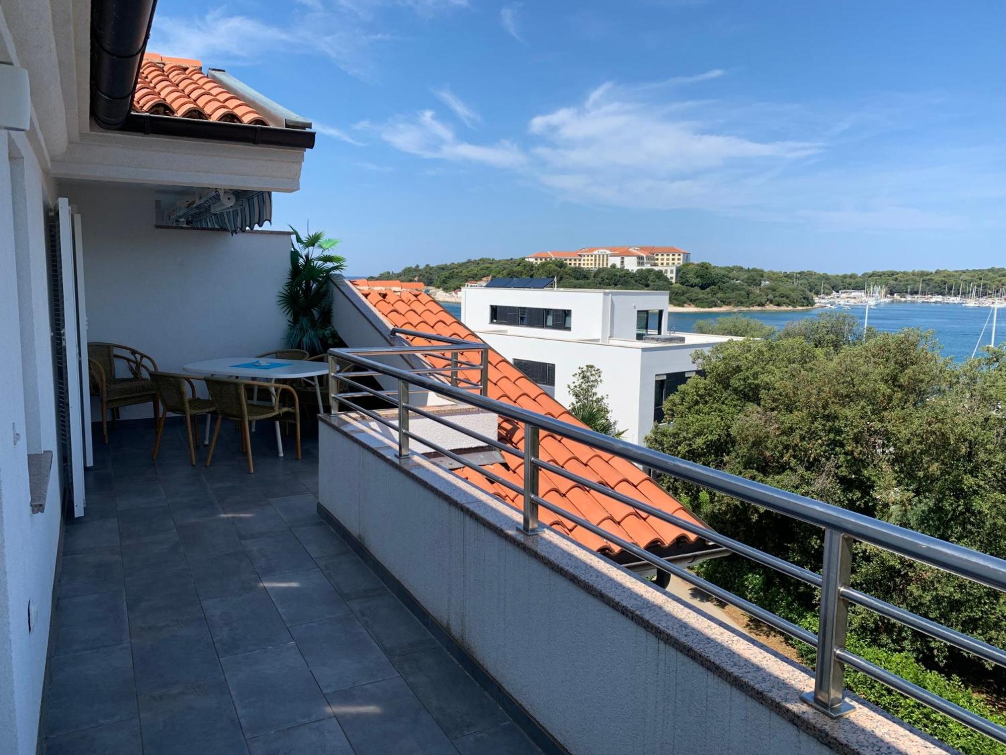 Apartmani Auer Pjescana Uvala Esterno foto