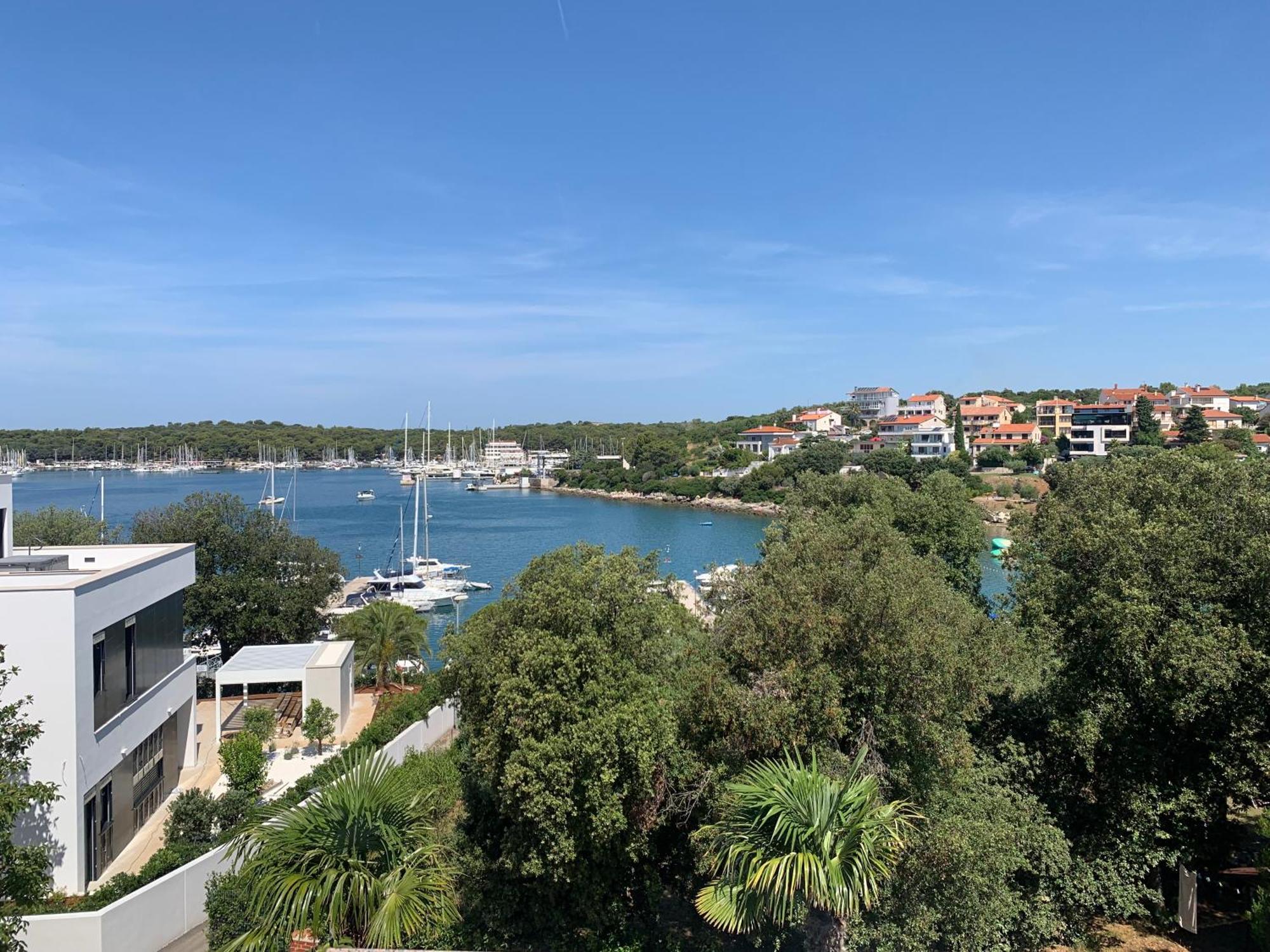 Apartmani Auer Pjescana Uvala Esterno foto