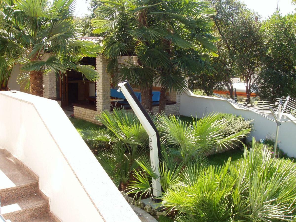 Apartmani Auer Pjescana Uvala Esterno foto