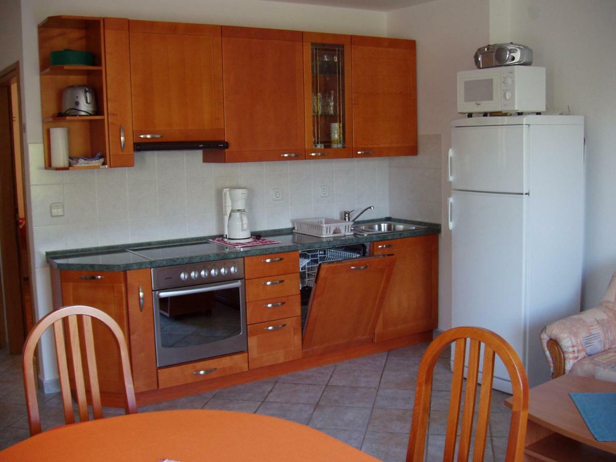 Apartmani Auer Pjescana Uvala Esterno foto