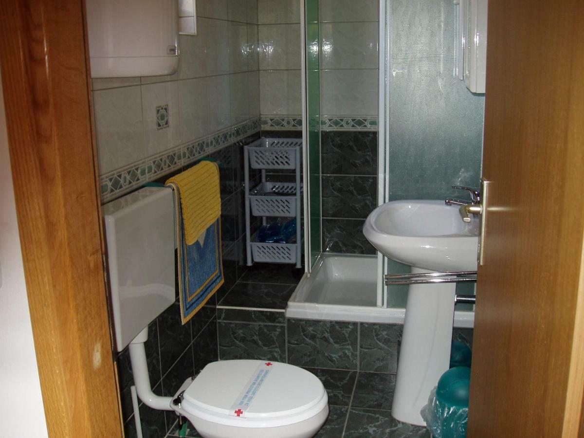Apartmani Auer Pjescana Uvala Esterno foto