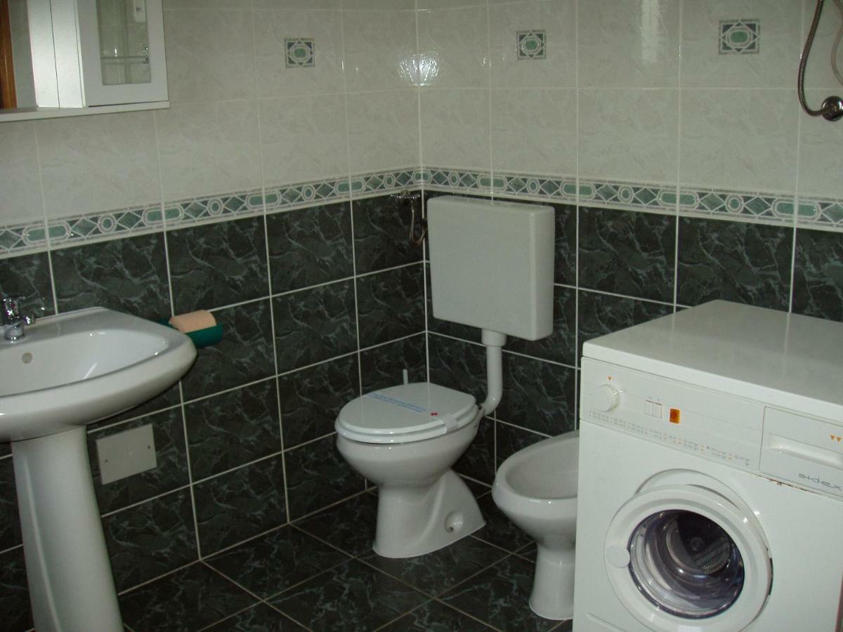 Apartmani Auer Pjescana Uvala Esterno foto