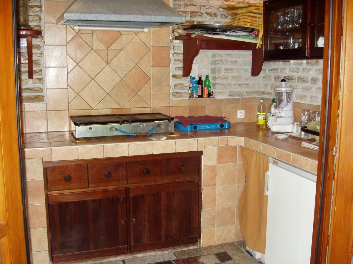 Apartmani Auer Pjescana Uvala Esterno foto